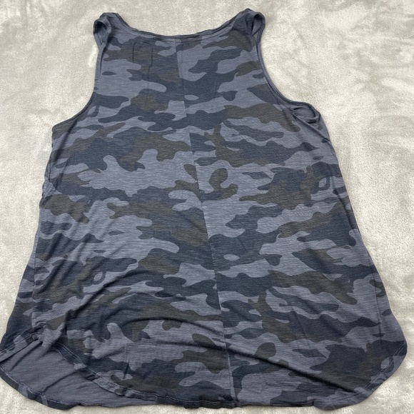 Old Navy Camo Luxe Sleeveless Tank Top Women's Size Large - Picture 6 of 6